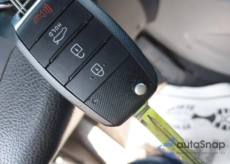 2016 Kia Forte Lx z USA, uszkodzony, nr VIN KNAFK4A60G5541963